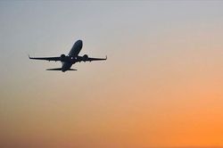 Saudi Arabia mở không phận cho chuyến bay của UAE đến tất cả các nước