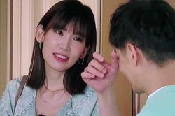 Thấy chị dâu vào khách sạn với một người đàn ông lạ mặt, tôi lao vào 'vạch mặt' chị để rồi sau đó bị chính anh trai đuổi ra khỏi nhà