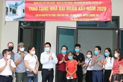 Huyện Chương Mỹ: Trao tặng nhà đại đoàn kết cho hội viên Hội Người mù xã Phú Nghĩa