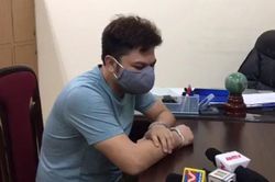 Hà Nội: Thuê dịch vụ cứu hộ giao thông 'cẩu trộm' 2 xe ô tô trong sân chung cư