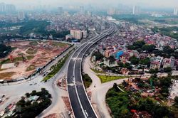 Đường vành đai 3 trên cao Mai Dịch-Nam Thăng Long thông xe dịp 10/10