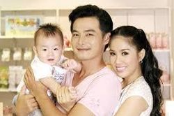 Quách Ngọc Ngoan ngậm ngùi đăng ảnh cũ mừng sinh nhật con trai