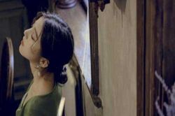 Thấy chị dâu hỗn láo, tôi lên tiếng trách móc thì cả nhà lao vào bênh chị