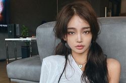 Người mẫu Hàn Quốc nổi tiếng nhờ giống Jennie
