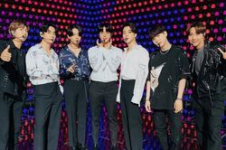 BTS chiêu đãi ARMY bản live 'Dynamite' mới toanh