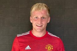 M.U 'cướp' thành công Van de Beek từ tay Real
