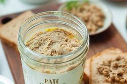 Sau 3 ca bệnh nghi ngộ độc, Quảng Nam thu hồi 13 sản phẩm pate Minh Chay