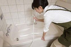 Công thức dọn dẹp chỉ 30 giây nhưng giữ cho phòng tắm lúc nào cũng sạch sẽ