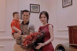 Việt Anh và vợ cũ Hương Trần ăn tối lãng mạn kỷ niệm 1 năm rưỡi ngày ly hôn