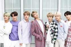 'Map Of The Soul: Persona' của BTS nhận Đĩa Vàng tại Anh