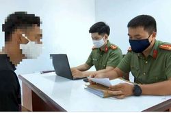 'Điểm huyệt' những 'thằng mõ báo chốt'