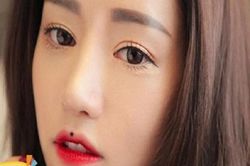 Nhìn nốt ruồi son đoán người phụ nữ đa tình hay chung thủy