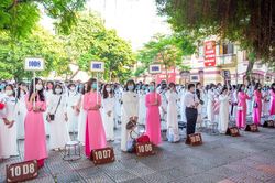 Lễ khai giảng được truyền hình trực tiếp của học sinh Hà Nội