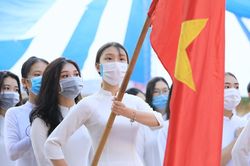 Học sinh cả nước náo nức trong ngày hội khai trường