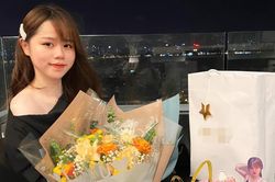 Huỳnh Anh đăng ảnh sinh nhật nhưng trong kính lại phản chiếu hình bóng ai 'quen quen'?