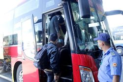 Khôi phục hoạt động xe khách, tàu hỏa, máy bay đi và đến Đà Nẵng từ 0h ngày 7/9