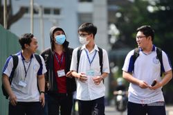 Hàng loạt trường đại học lớn công bố điểm sàn xét tuyển