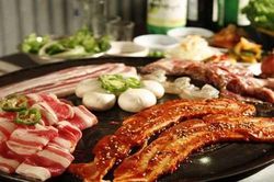 6 bí quyết 'nhỏ mà có võ' giúp bạn ăn thịt thoải mái không sợ tăng cân