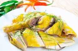 Những người tuyệt đối không nên ăn thịt gà