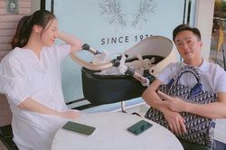 Cường Đô La và Đàm Thu Trang đưa con gái 1 tháng tuổi đến nơi đặc biệt của bố mẹ