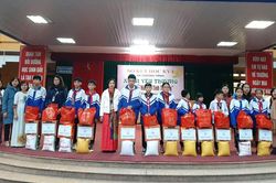 Phát huy phong trào thi đua 'hai tốt'