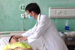 9 người ở Bà Rịa - Vũng Tàu nhập viện sau khi ăn gà rán