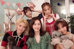 Nhóm nhỏ của SNSD tái ký hợp đồng, fan kêu gọi SM cho thần tượng 'comeback' ngay lập tức