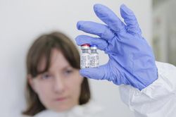 Nga tiết lộ công thức của vaccine Sputnik V