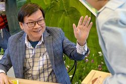 'Cho tôi xin một vé đi tuổi thơ' của Nguyễn Nhật Ánh đến Nhật