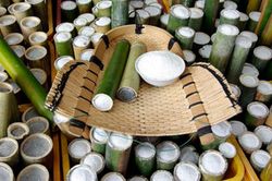 Xem quy trình hơn nghìn ngày điều chế muối tạo ra thần dược ở Hàn Quốc