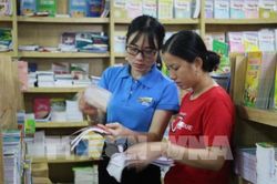 Bộ Giáo dục và Đào tạo bắt đầu thẩm định 43 bản mẫu sách giáo khoa lớp 6