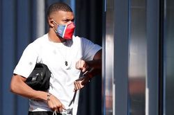 Mbappe dương tính với Covid-19, bị loại khỏi đội tuyển Pháp