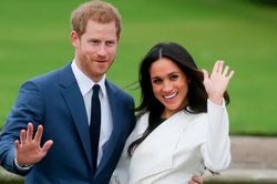 Vợ chồng Harry trả lại 2,4 triệu bảng tiền sửa nhà cho người Anh