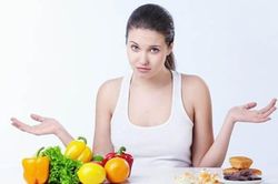 Bị nhân xơ tử cung nên kiêng ăn gì?