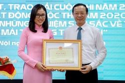 70.000 bài dự thi 'Những kỷ niệm sâu sắc về thầy cô và mái trường mến yêu'