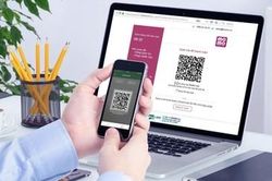 Ngồi nhà đóng lệ phí trước bạ ôtô, xe máy trên Ví MoMo