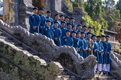 Chủ tịch CLB Áo dài Việt Nam: Công chức Huế mặc áo dài là hình ảnh đẹp, sao lại phản ứng?