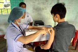 Tăng cường tiêm chủng cho vùng sâu vùng xa, 'vùng lõm'