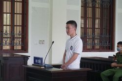 Đi bán lá chuối 'tiện tay' buôn ma túy