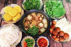 Ăn lẩu chớ dại cho những loại rau này vào kẻo 'độc như thạch tín', hối không kịp