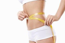 Uống một cốc nước này mỗi tối mỡ bụng dày đến mấy cũng biến mất nhanh chóng