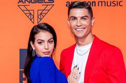 Georgina Rodriguez: 'Cô bé lọ lem' và tình yêu sét đánh với 'Hoàng tử' Cristiano Ronaldo