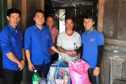 Cán bộ Đoàn nặng lòng với phong trào tình nguyện