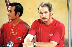 Vì sao HLV Alfred Riedl không cần chức vô địch để trở thành huyền thoại?