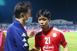 Công Phượng được HLV Chung Hae-seong cảm ơn riêng