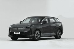 Bestune 01 có màn hình đôi, trợ lý ảo 3D tại Trung Quốc