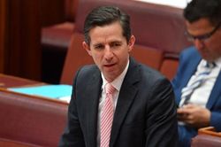 Australia nói gì về vụ khám nhà phóng viên Trung Quốc?