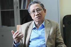 GS Nguyễn Minh Thuyết: Không cho học sinh viết vào sách giáo khoa là một chủ trương sai lầm!