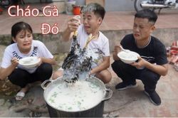 Bà Tân Vlog lên tiếng sau clip con trai nấu cháo gà nguyên lông