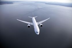 Emirates đã hoàn trả 1,4 tỉ đô la cho hành khách